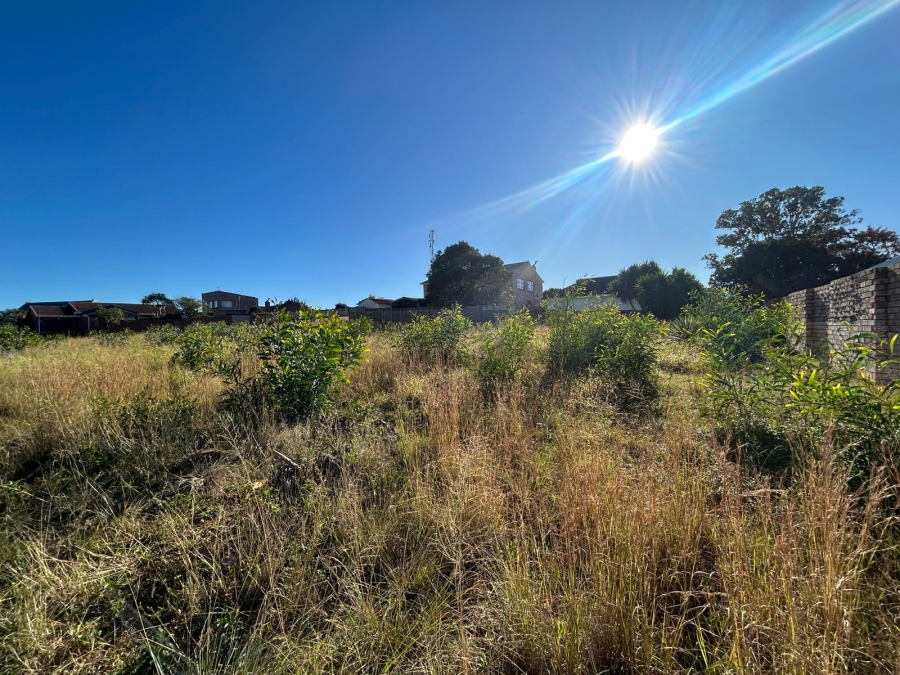 0 Bedroom Property for Sale in Wavecrest Eastern Cape